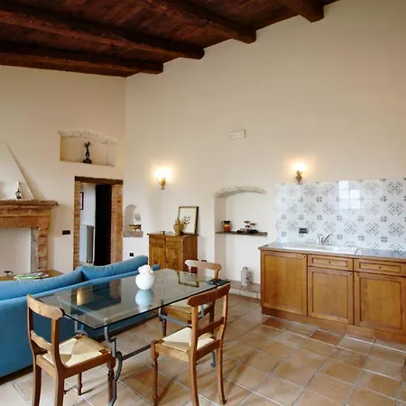 Le Logge Di Silvignano Country house