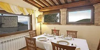 Le Logge Di Silvignano Country house Campello sul Clitunno
